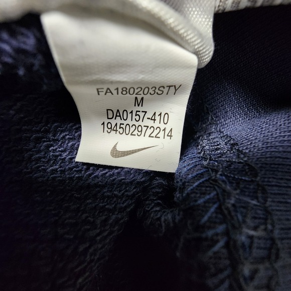 Nike Sportswear Just Do It Crewneck Mens Medium (Fits as Small) Navy Blue NEW - Picture 9 of 12